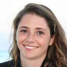 Photo of Hannah Selinger